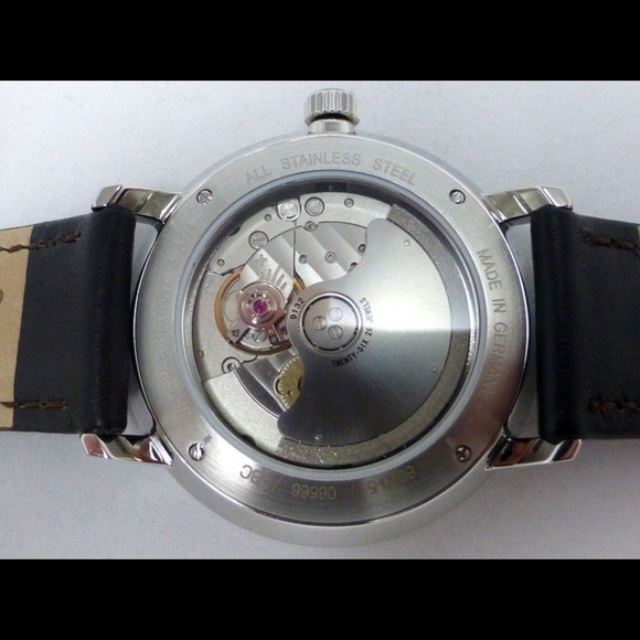 Junkers Bauhaus Automatic Watch Power Reserve - Picture 5 of 16